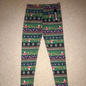 NWT Green Christmas Leggings